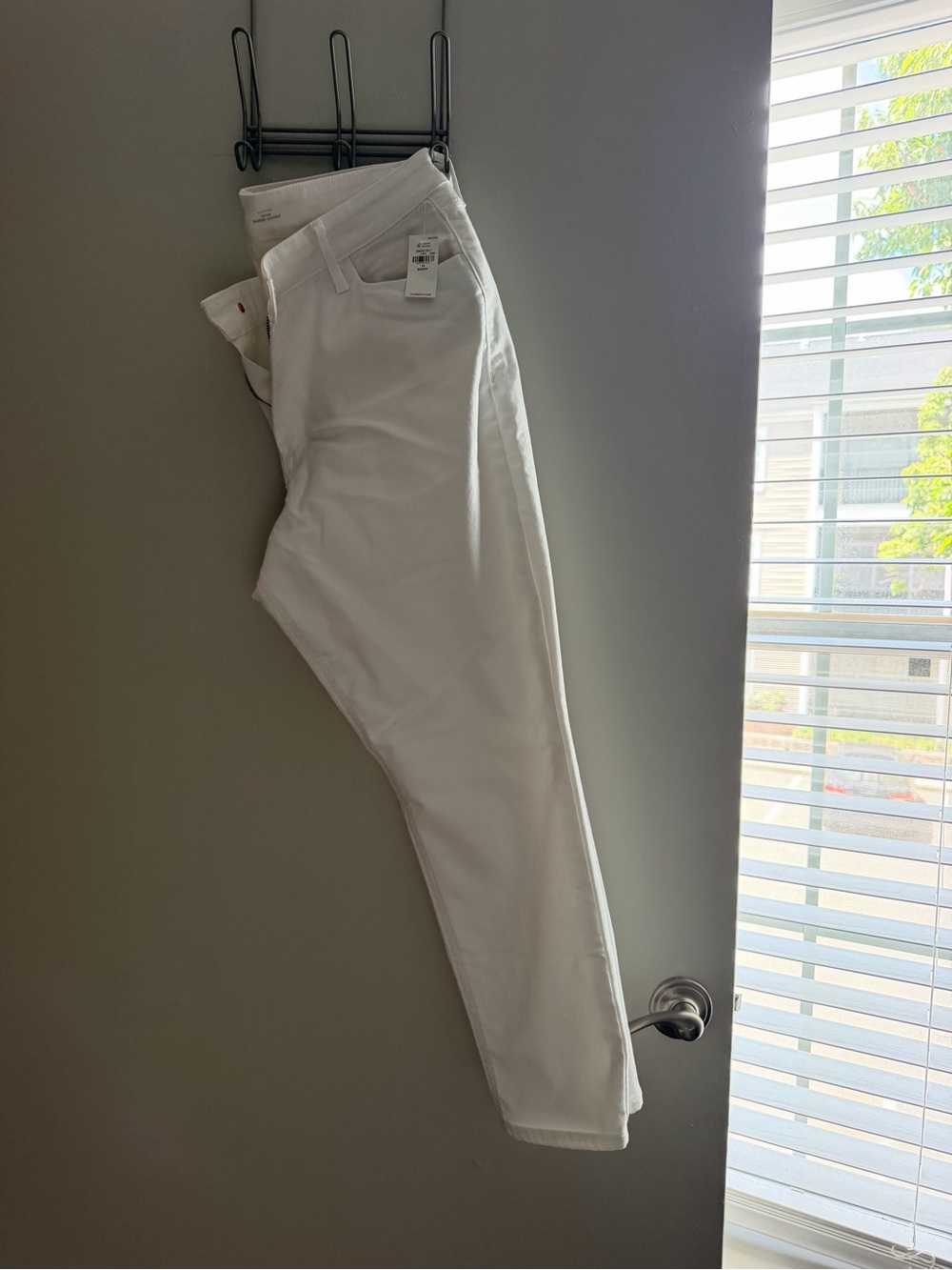 Old Navy Women's Skinny Jeans - White
